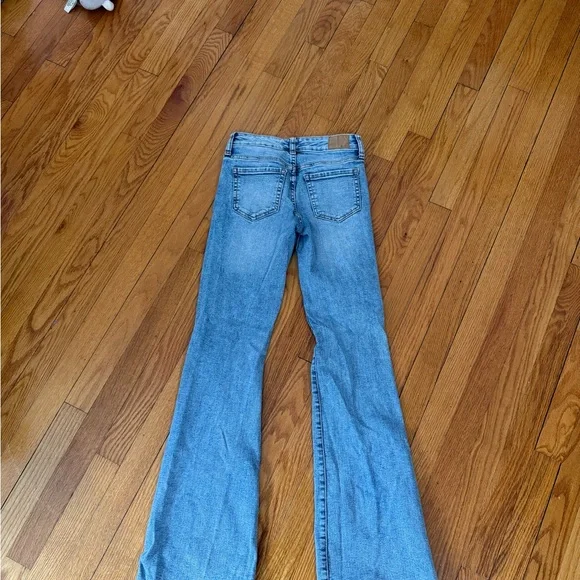 Aeropostale Light Blue Flare Jeans - Picture 1 of 6